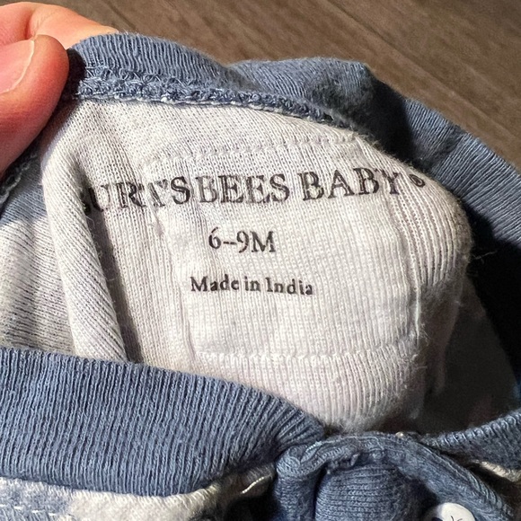 Burts Bees Baby Cloud Baby 6-9 Months Zipper Front Footed Pajamas - Picture 3 of 3